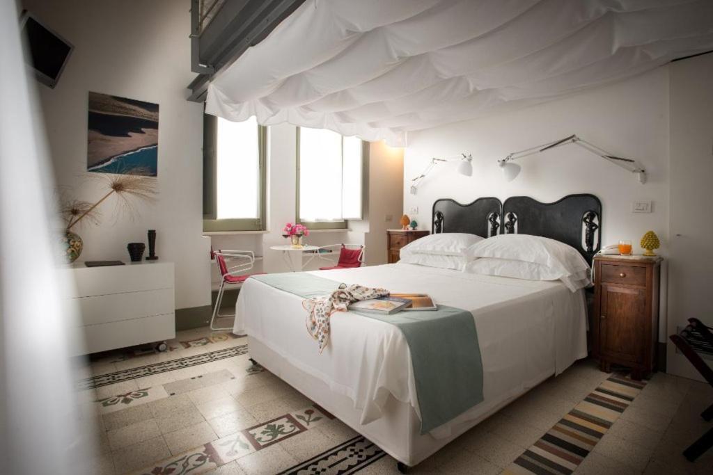 La Moresca Hotel Marina di Ragusa Ngoại thất bức ảnh