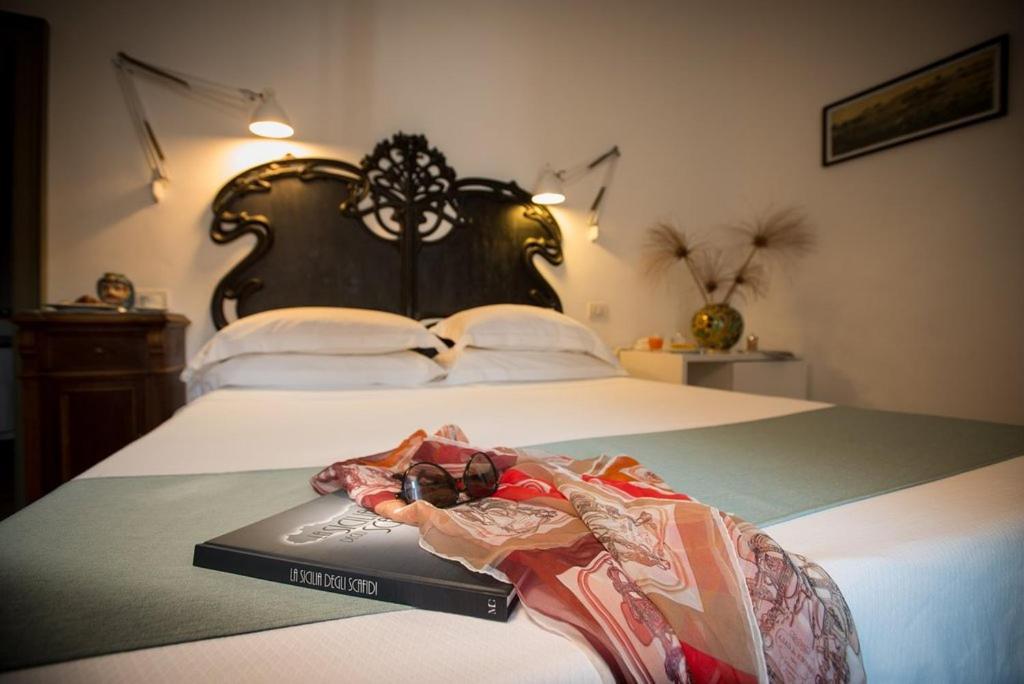 La Moresca Hotel Marina di Ragusa Ngoại thất bức ảnh
