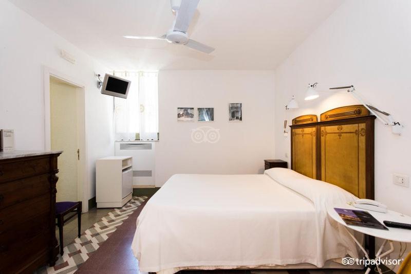 La Moresca Hotel Marina di Ragusa Ngoại thất bức ảnh